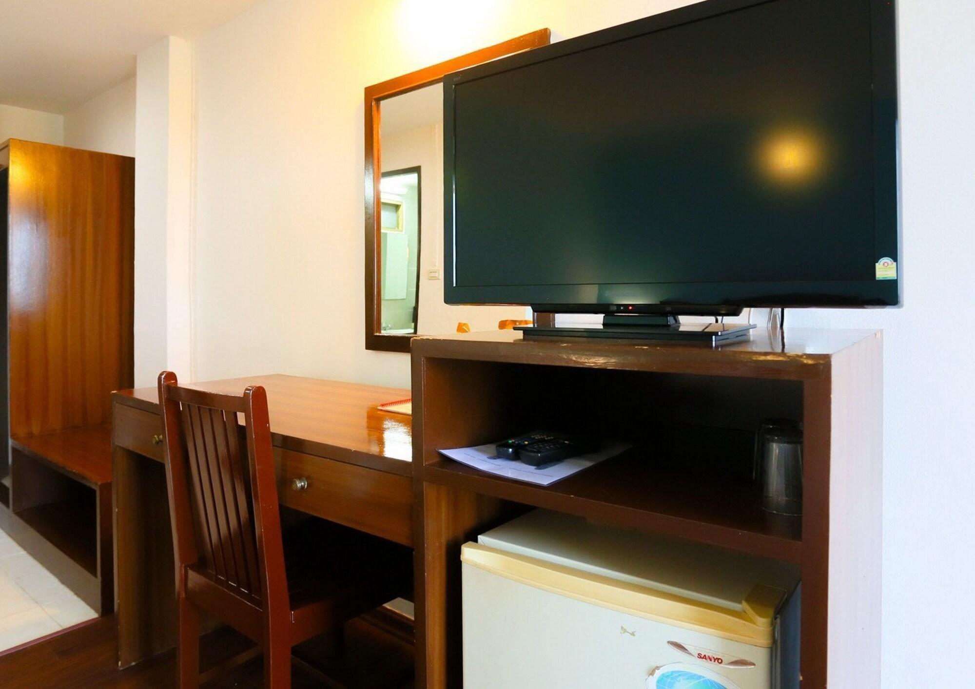 Wiangwalee Hotel Rayong Exterior photo
